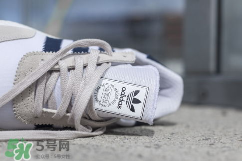 adidas iniki runner多少錢？阿迪達斯復(fù)古跑鞋專柜價格