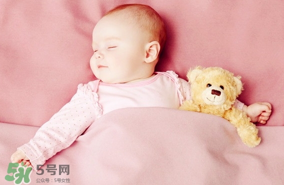 三伏灸小孩可以灸嗎？寶寶多大可以灸三伏灸？