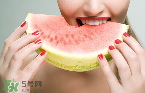 ?做三伏灸可以吃西瓜嗎？?做三伏灸要忌口嗎？