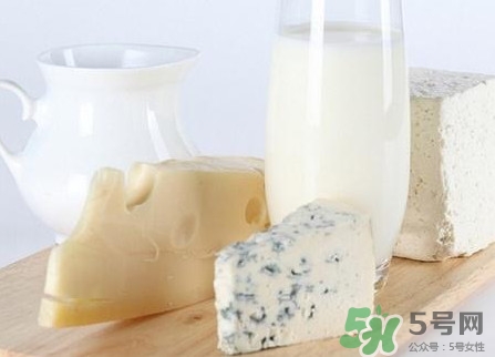 純牛奶什么時候喝最好？純牛奶哪個牌子好