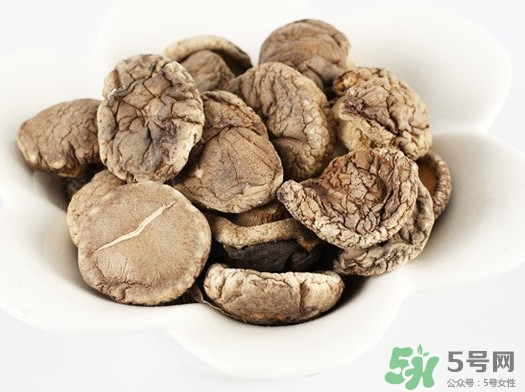 香菇是發(fā)物嗎？香菇是干的好還是新鮮的好
