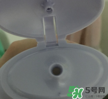 eve女性護(hù)理液粉色瓶和藍(lán)色瓶有什么區(qū)別？