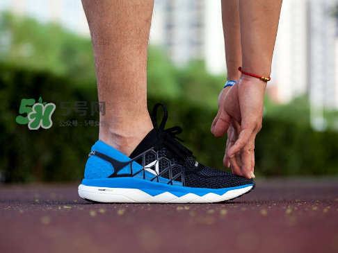 reebok floatride run腳感怎么樣？銳步floatride跑鞋測評
