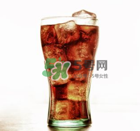 白酒加可樂(lè)是春藥？白酒加可樂(lè)喝了會(huì)怎樣？