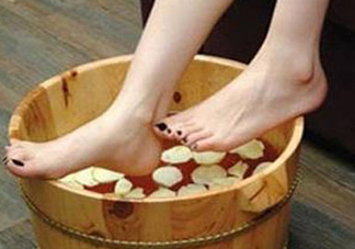 三伏天能用姜泡腳嗎？三伏天用姜泡腳好嗎？