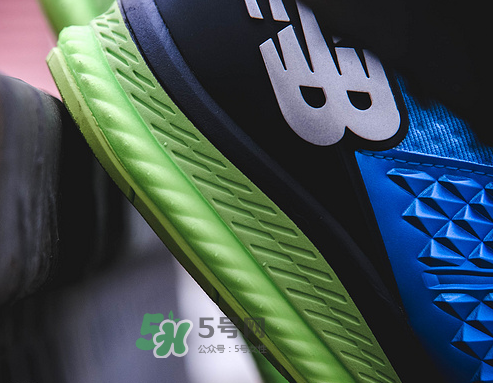 new balance fuelcell怎么樣？新百倫fuelcell跑鞋測(cè)評(píng)