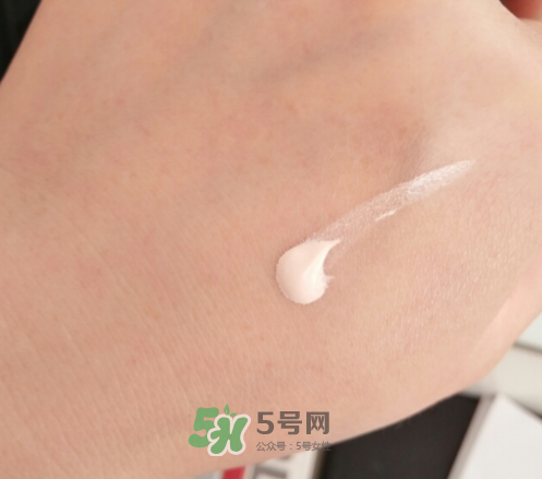 瓷肌美白隔離防曬霜怎么樣？瓷肌美白防曬霜好用嗎？