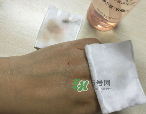 蝶妝卸妝油怎么樣？蝶妝卸妝油好用嗎？