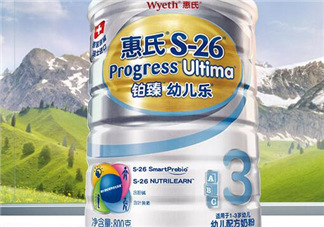 惠氏鉑臻和啟賦哪個(gè)好？惠氏奶粉鉑臻和啟賦怎么選？