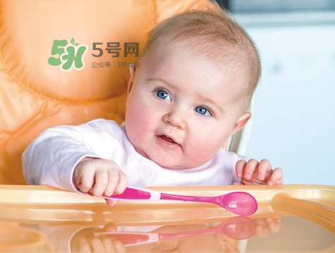 寶寶什么時(shí)候可以吃油？寶寶能吃油嗎？