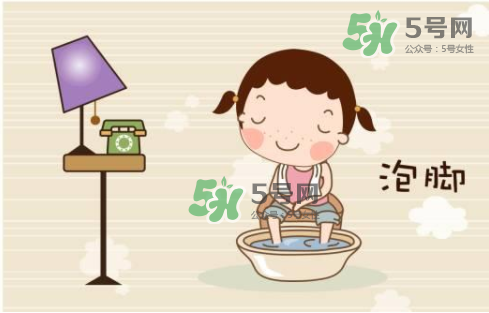 三伏天用什么泡腳最好？三伏天用什么泡腳去濕氣？