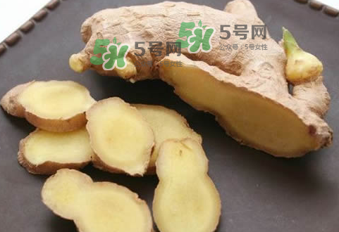 三伏天用什么泡腳最好？三伏天用什么泡腳去濕氣？