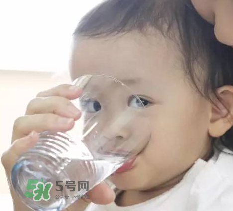 寶寶喝什么水好？寶寶喝哪種水好？