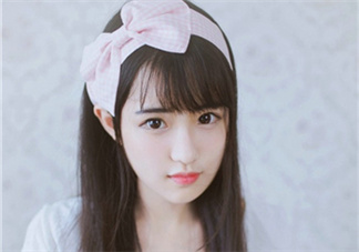 美瞳掉進(jìn)眼睛里怎么辦?美瞳掉進(jìn)眼睛里的處理辦法