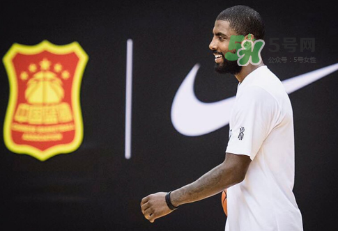 歐文同款黑白鴛鴦夜光kyrie 3怎么定制_在哪里買？