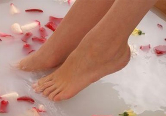 花椒水泡腳有什么功效？花椒水泡腳去濕氣嗎
