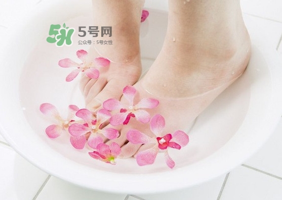 醋泡腳可以天天泡嗎？醋泡腳可以反復(fù)用嗎
