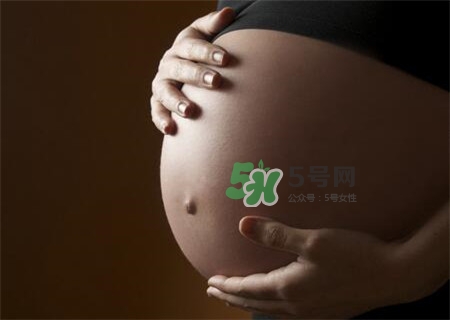 為什么胎寶寶晚上動(dòng)的比較多？胎動(dòng)異常的表現(xiàn)