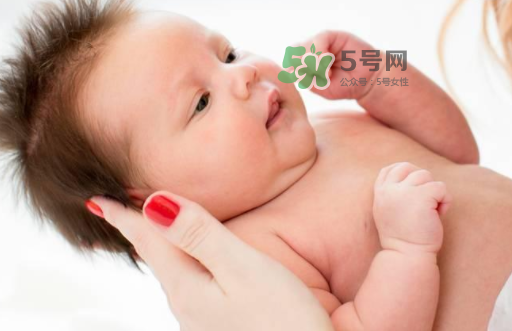 夏天寶寶咳嗽有痰吃什么好的快？寶寶夏天咳嗽有痰怎么辦？