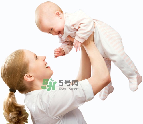 坐月子洗澡能搓澡嗎？坐月子洗澡注意事項