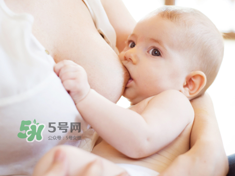 坐月子洗澡能搓澡嗎？坐月子洗澡注意事項