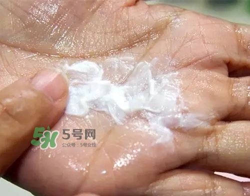 親潤孕婦護膚品怎么樣？親潤豆乳補水系列好用嗎？