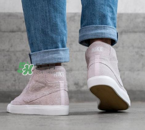 nike blazer mid粉色麂皮多少錢_在哪買？
