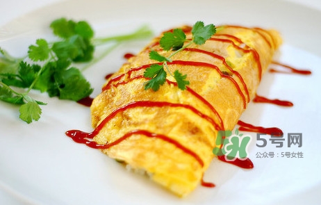 蛋包飯蛋皮需要加入什么？蛋包飯有什么營(yíng)養(yǎng)