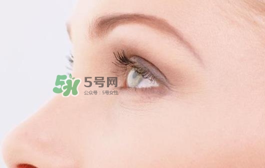 8月份可以割雙眼皮嗎？幾月份割雙眼皮最好？