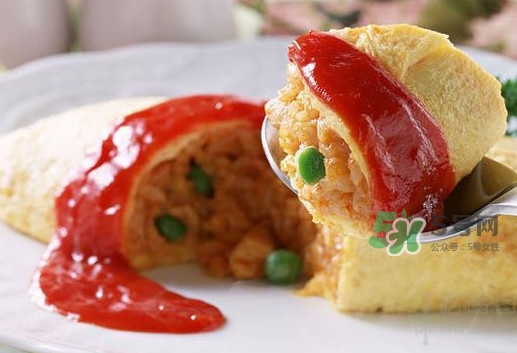 蛋包飯蛋皮需要加入什么？蛋包飯有什么營(yíng)養(yǎng)