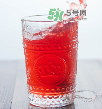 中暑能喝酸梅湯嗎？酸梅湯中暑能不能喝？