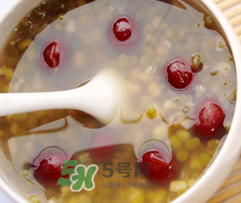 綠豆湯能防中暑嗎？喝綠豆湯能預(yù)防中暑嗎？