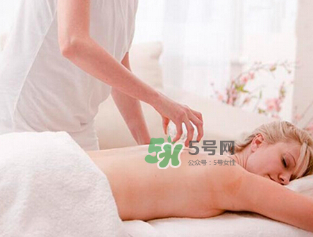 三伏天拔罐后多久可以洗澡？三伏天拔罐后注意事項(xiàng)