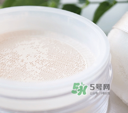 three散粉怎么樣？three自然植物透光散粉色號(hào)