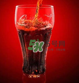 碳酸飲料放冰箱冷凍爆炸 碳酸飲料能放冷凍層嗎？