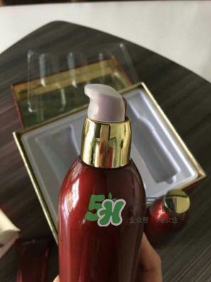 丸美巧克力絲滑系列適合什么年齡_什么皮膚？