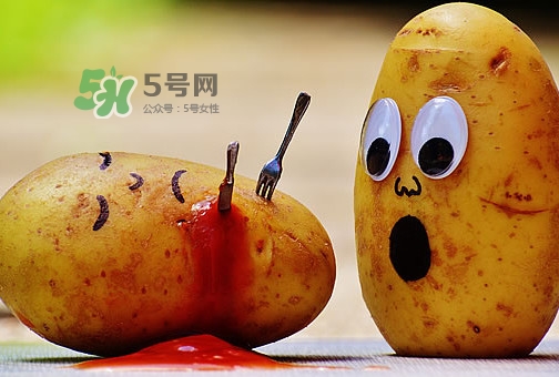 豇豆沒(méi)熟會(huì)中毒嗎？豇豆能和土豆一起吃嗎