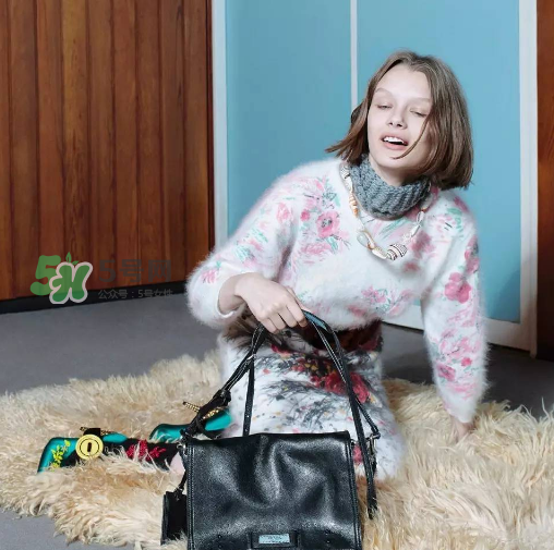 prada etiquette手袋尺寸多大？prada etiquette尺寸有幾種？