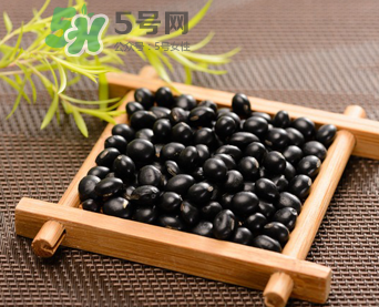 黑豆怎么吃促進排卵？什么時候吃黑豆促排卵？