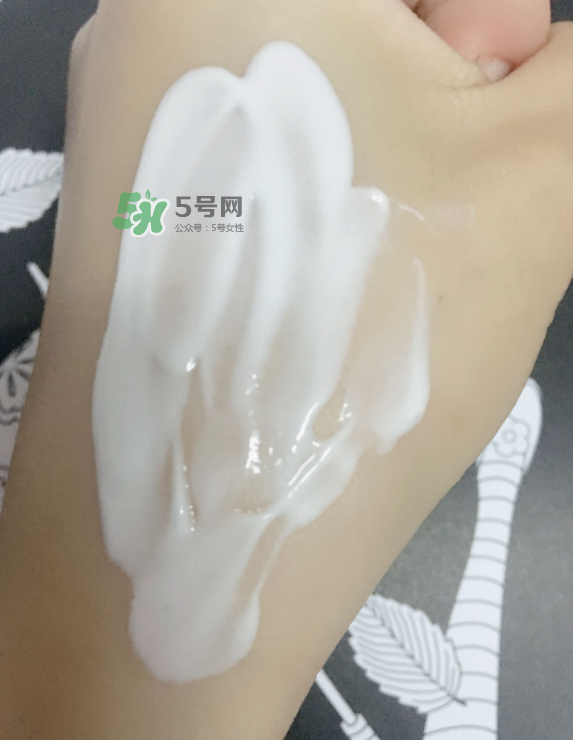 雅漾芙蓉蜜怎么樣？雅漾芙蓉蜜好用嗎？