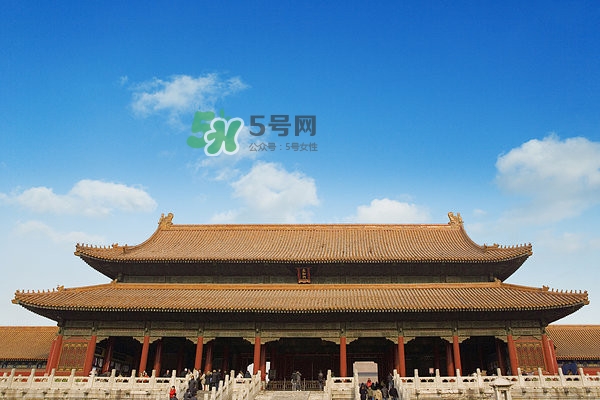 9月份穿什么鞋？九月份可以穿涼鞋嗎？