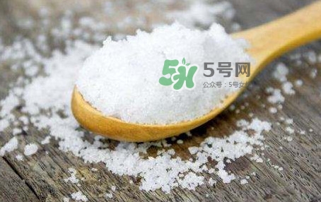 一天吃多少鹽合適？鹽吃多了有什么危害