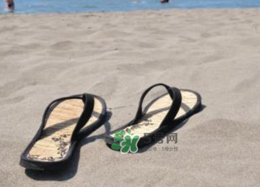 sandalboyz與菲董bbc聯(lián)名拖鞋多少錢(qián)_發(fā)售時(shí)間