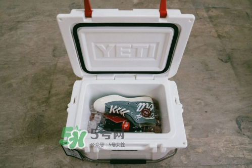 kith cocacola與converse聯(lián)名可樂鞋多少錢_什么時候發(fā)售？