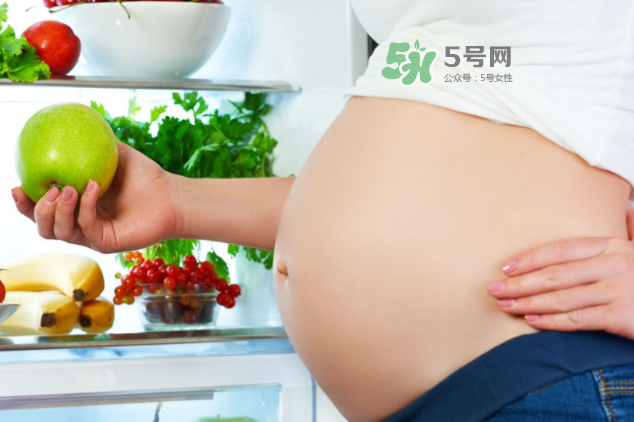 頭胎有妊娠線二胎沒(méi)有是因?yàn)閷殞毿詣e不一樣嗎？