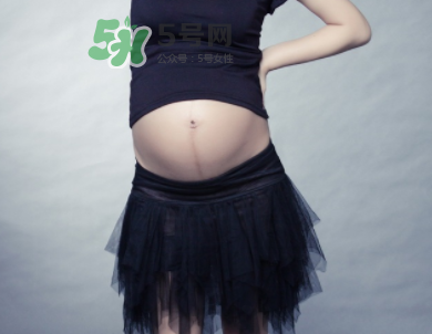 頭胎有妊娠線二胎沒(méi)有是因?yàn)閷殞毿詣e不一樣嗎？