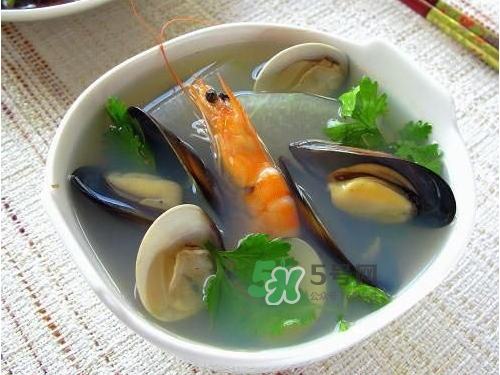 花蛤開(kāi)口了還能吃嗎？花蛤開(kāi)口不動(dòng)還能吃嗎？