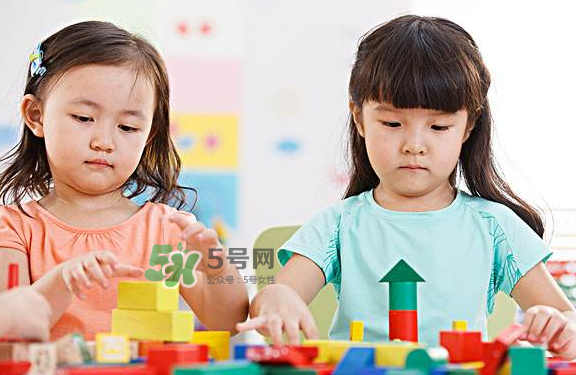 孩子在幼兒園被咬了怎么辦？孩子在幼兒園受傷怎么辦？