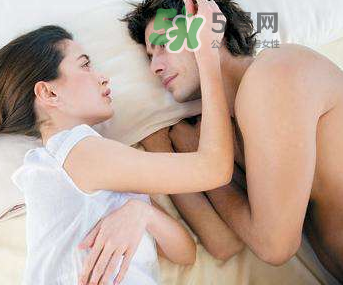 夫妻經(jīng)常親熱有哪些好處？夫妻性生活重要嗎？