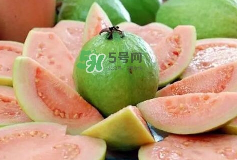 芭樂要削皮嗎？吃芭樂有什么好處？